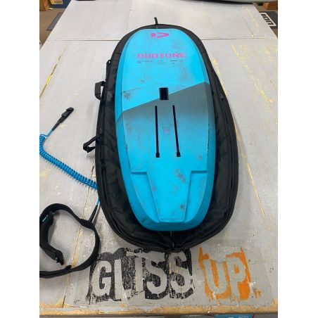 Planche Wingfoil Duotone Skybrid SLS + housse + leash