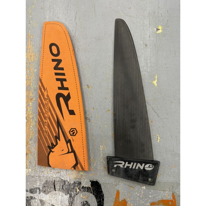 Aileron Rhino Select 43