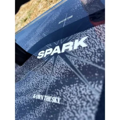 Planche Kitesurf Twintip Fone spark Carbon
