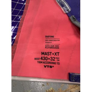 Pack Voile Duotone Warp 6.8m² 2022+ Mât Duotone Platinium 400/490 SDM 2022