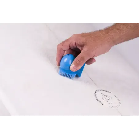 Grattoir Dino Wax Scraper Surf Logic