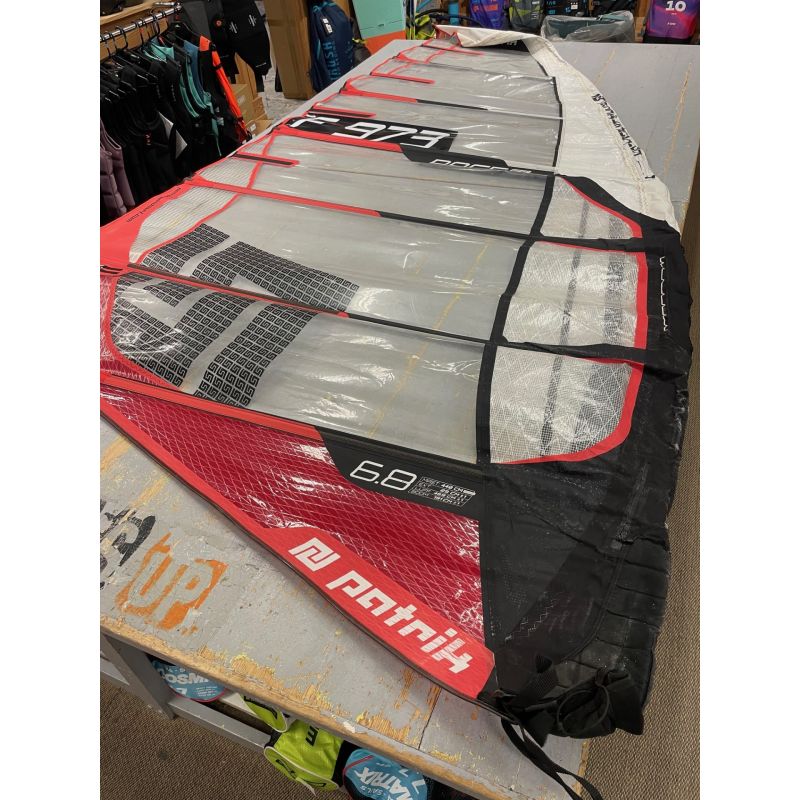 Voile Patrik Race SF 6.8m²